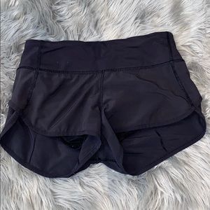 black lululemon shorts!! size 2! super cute